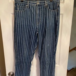 American eagle mom jeans